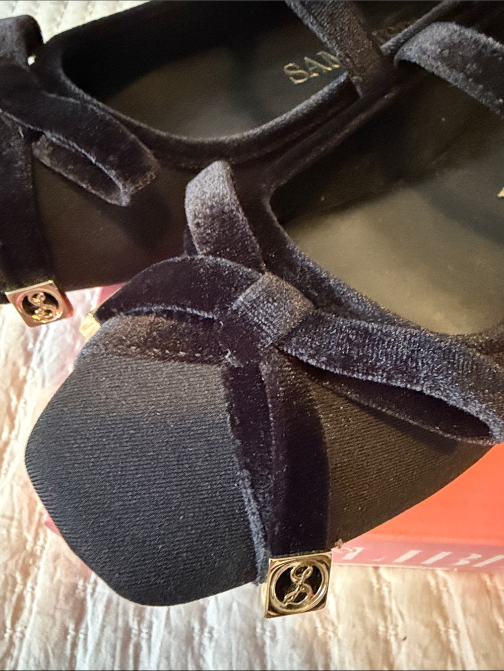 Sam & Libby Black Velvet Trimmed Mary Jane Flats w/ Bow 8.5 ❤️ - Picture 3 of 9